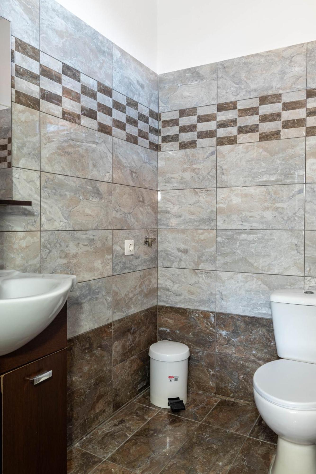 Aigli Luxury Studios Nea Roda Luaran gambar