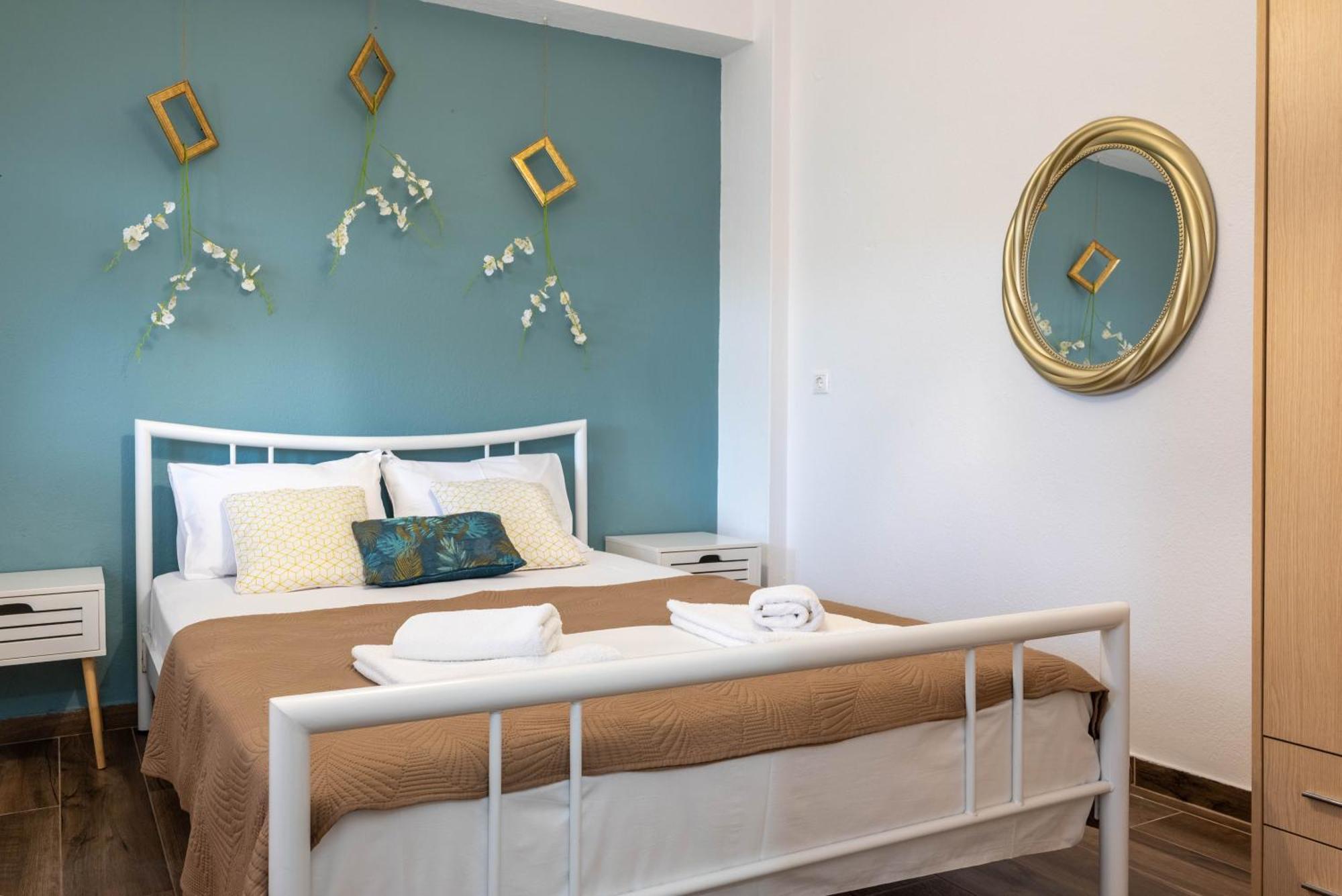 Aigli Luxury Studios Nea Roda Luaran gambar