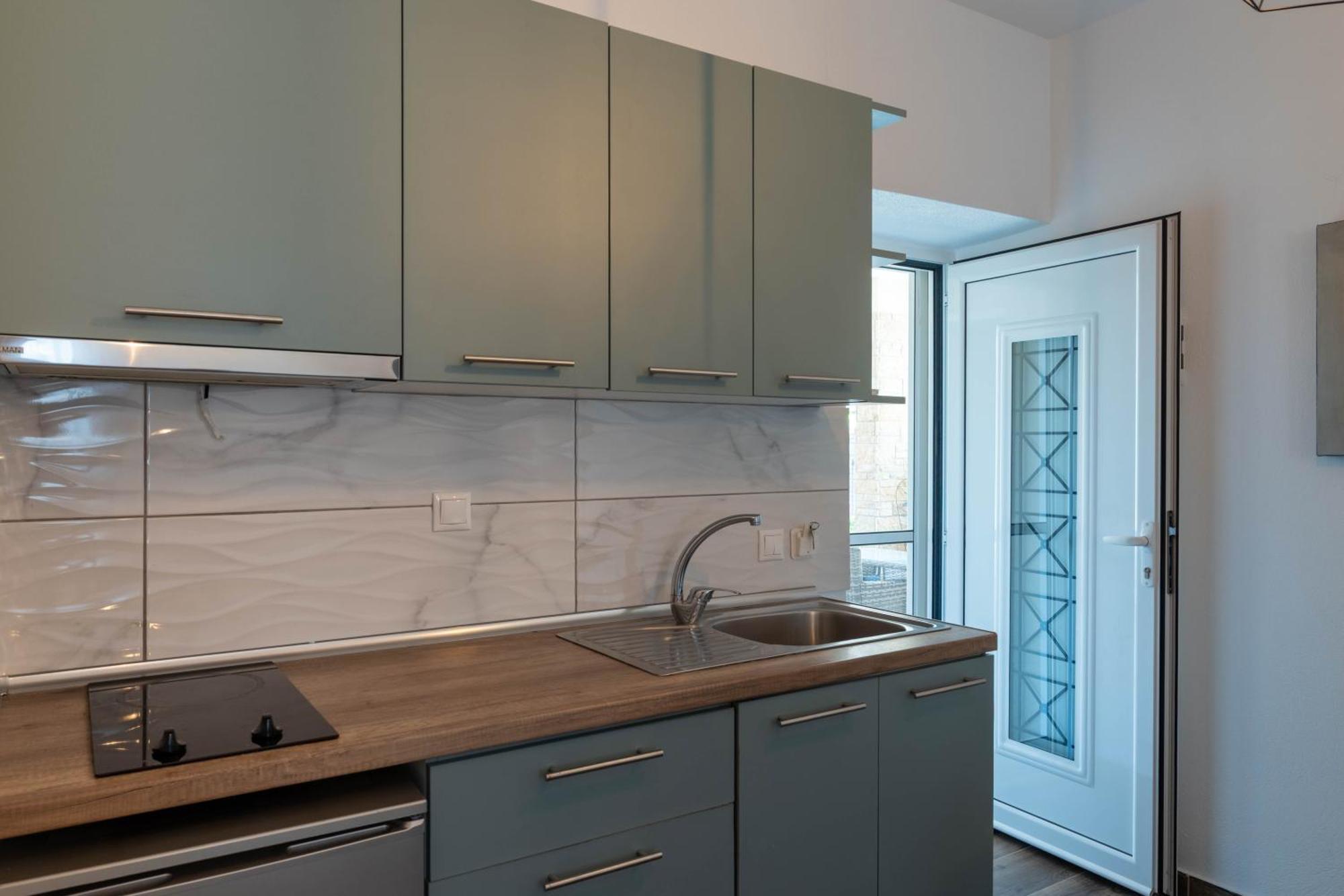 Aigli Luxury Studios Nea Roda Luaran gambar