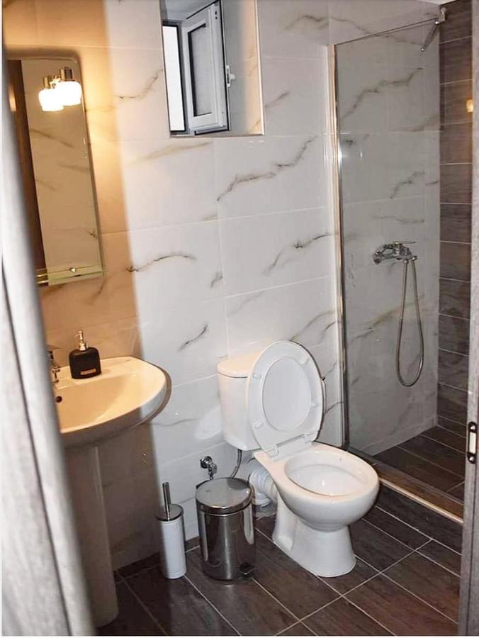 Aigli Luxury Studios Nea Roda Luaran gambar