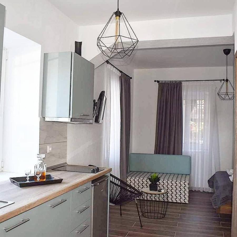 Aigli Luxury Studios Nea Roda Luaran gambar